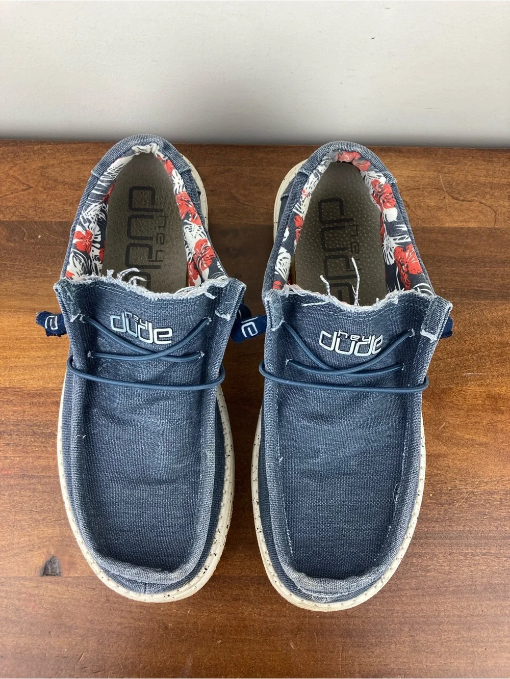 Hey Dude Wally Stretch Blue Loafers Slip On Shoes Speckled Sole Men’s Size 9.